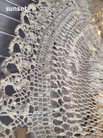 плетена овална покривка бежова-195/95, снимка 3 - Покривки за маси - 51829624