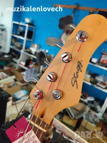 Бас китара Stagg BC300-BK Bass – НОВ / NOS, с оригинални фабрични етикети, снимка 2 - Китари - 55719316
