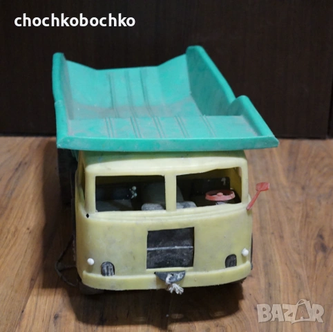 Стара соц пластмасова играчка камион самосвал КДН Габрово, снимка 2 - Колекции - 53022499