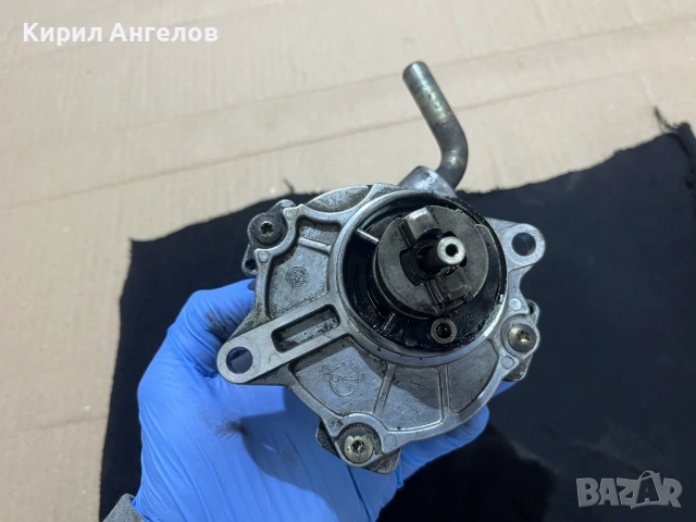 Вакуум помпа за Mercedes C-class W203 2.2 CDI, снимка 4 - Части - 53898655