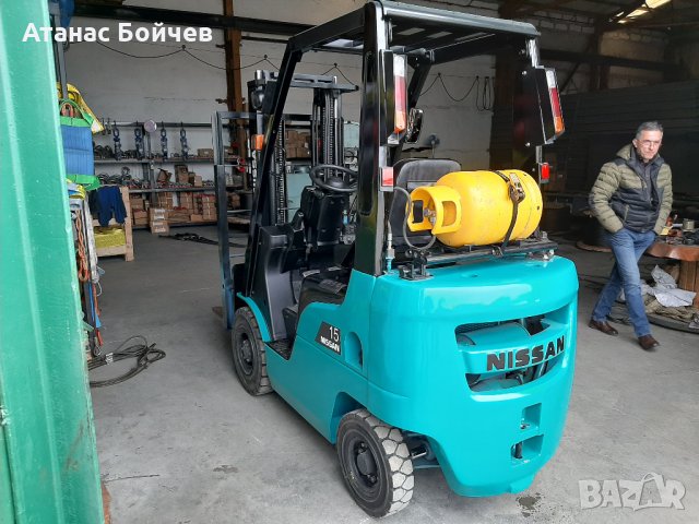 газокар нисан 1500 кг. 2010 г . 4 бр нови гуми 