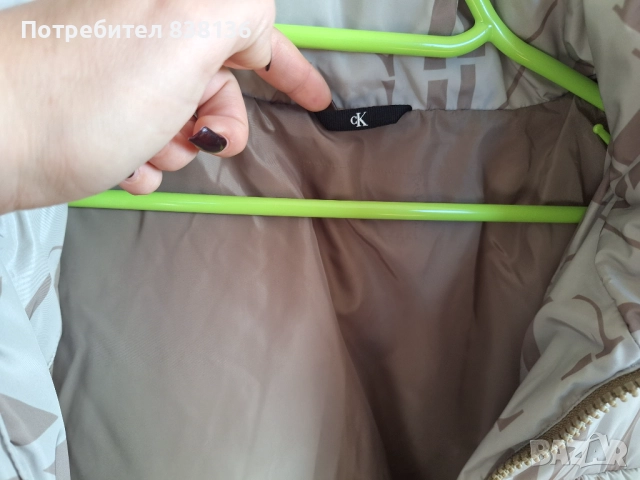 Дамско бомбър яке Calvin Klein, снимка 4 - Якета - 52582826