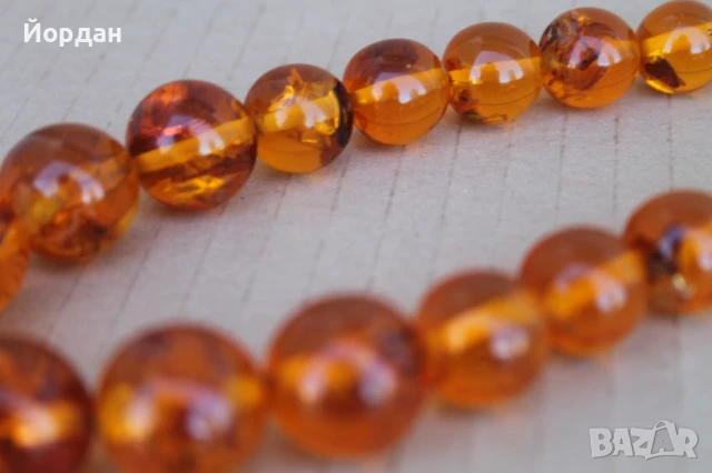 Кехлибарена огърлица , снимка 3 - Колиета, медальони, синджири - 50954539