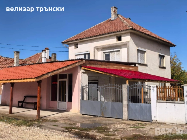 къща двуетажна с магазин, снимка 6 - Къщи - 52160344