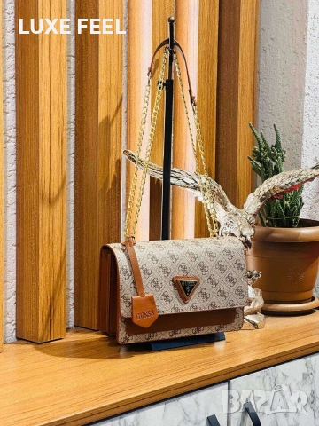 Guess✨Дамски Чанти , снимка 2 - Чанти - 54008516