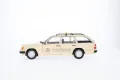 B66040702,умален модел die-cast Mercedes-Benz 300 D,S 124(1989-1993),T-Modell,Taxi,1:18, снимка 3