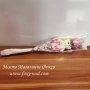 Букет от изкуствена роза и меченце с гравирана дървена плочка I LOVE YOU, опаковани в целофан  , снимка 2