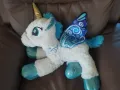 Плюшена играчка еднорог със снежни крила, снимка 1