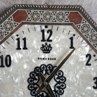 Стенен часовник със седеф и интарзия.Диагонал- 38 см., снимка 3 - Антикварни и старинни предмети - 29150234