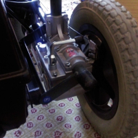 Акумулаторна инвалидна количка Vermeiren ЕКСПРЕС, снимка 9 - Инвалидни колички - 44587567