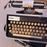 пишеща машина, снимка 5 - Антикварни и старинни предмети - 40327613