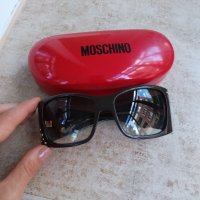 Оригинални слънчеви очила Moschino, снимка 2 - Слънчеви и диоптрични очила - 31782095