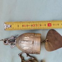 Бронзови камбанки, снимка 5 - Антикварни и старинни предмети - 38109450