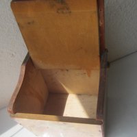 Дървена стара кутия за стена с капак, рисувана, снимка 2 - Други ценни предмети - 29729528