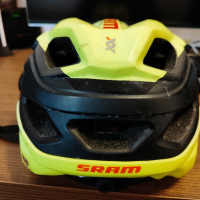 Каска за планинско колоездене МЕТ. MTB helmet MET. Отлично състояние., снимка 6 - Велосипеди - 44777576