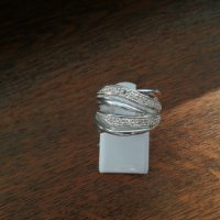 Сребърен пръстен с камъни цирконий размер 50 диаметър 15,6мм може да се оразмери по Ваш избор, снимка 1 - Пръстени - 31689500