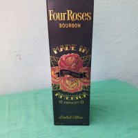 Four Roses метална кутия от уски/бърбан, снимка 1 - Други ценни предмети - 29388710