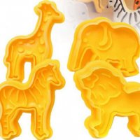 Резци с бутало – животни: лъв, жираф, слон и зебра, снимка 2 - Форми - 29691959