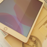 Apple Ipad 7 Gold 32 Wi-Fi Cellular, снимка 5 - Таблети - 44509409