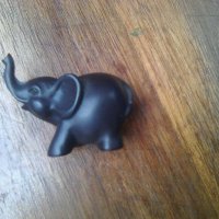 Малко слонче от махагон, снимка 1 - Колекции - 38772140