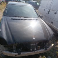 Преден капак черен Mercedes W211, снимка 1 - Части - 42640896