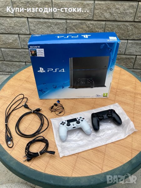 PS4 500gb с кутия , два джойстика и игра, снимка 1
