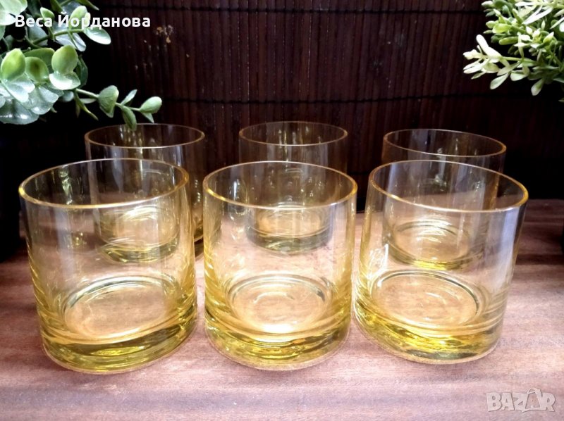 Стари чаши от цветно стъкло - ЛССР, снимка 1