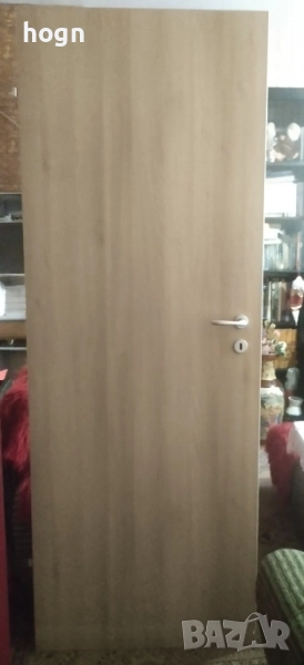 Продавам нова интериорна врата , снимка 1