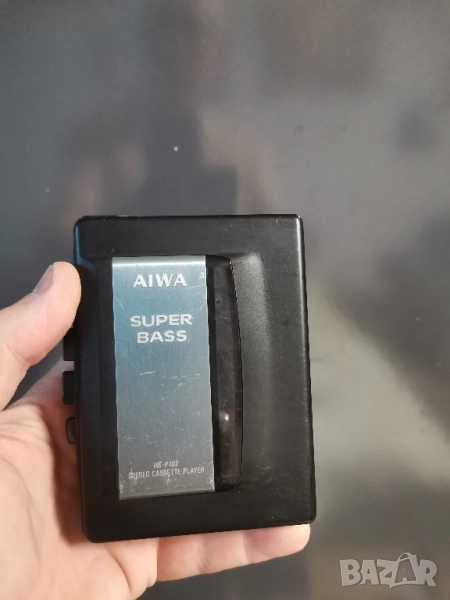 Музикален касетен плеър (WALKMEN) AIWA - made in Japan през 1983 г., снимка 1