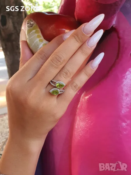Супер Необичаен Пръстен с Перидот, снимка 1