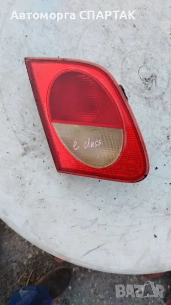Вътрешен ляв стоп за Mercedes-Benz E-Class 210 (W/S) седан, снимка 1