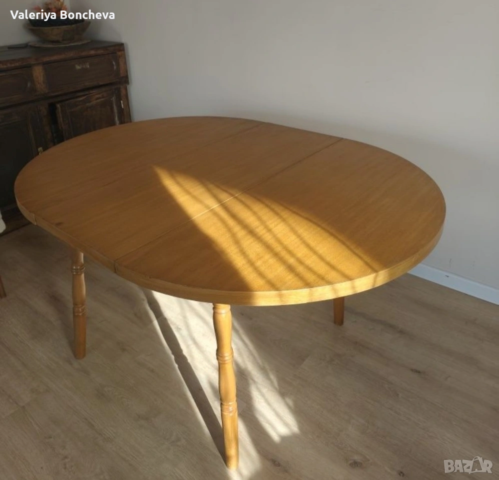 Трапезна маса , снимка 1