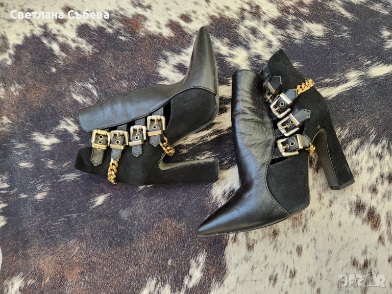 Уникални боти, снимка 1