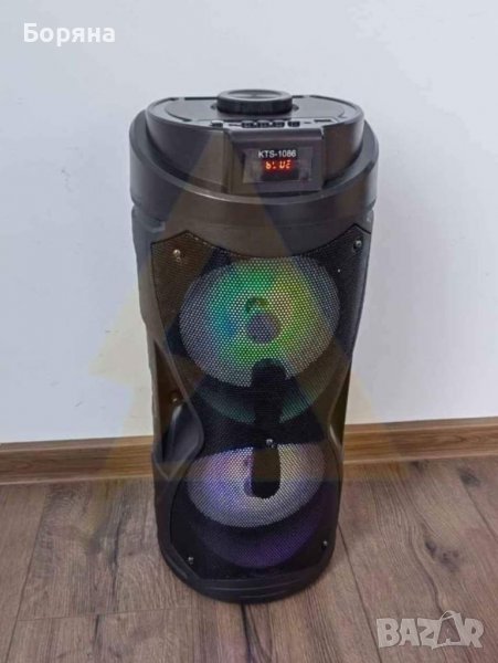 Караоке  – Ергономичен дизайн – Дигитален дисплей – LED СВЕТЛИННИ ЕФЕКТИ – РАДИО честоти: 88~108 МHz, снимка 1