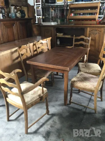 Стара маса и 6 стола