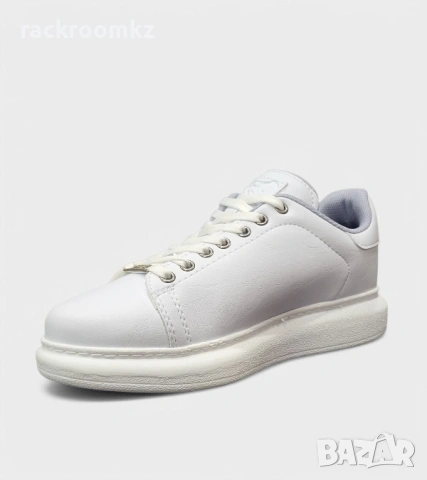 Мъжки бели кецове от кожа LA POLO 051 white, снимка 2 - Кецове - 54345071