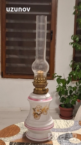порцеланова газена лампа , снимка 2 - Антикварни и старинни предмети - 52450889