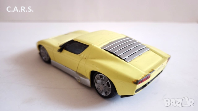 Lamborghini Miura - Mondo Motors - Мащаб 1:43, снимка 2 - Колекции - 54320185