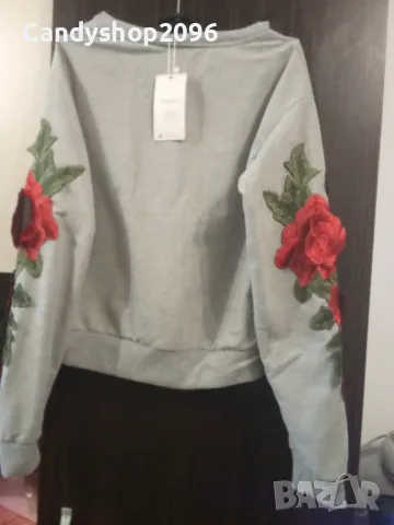 Разпродажба на дамски дрехи 