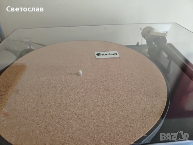 Грамофон Pro-Ject Debut Pro