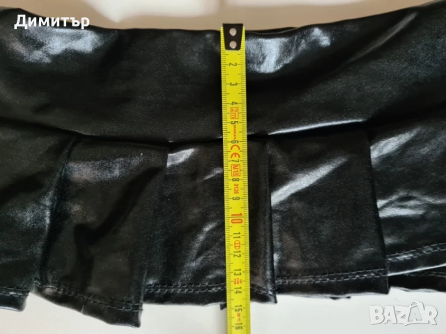 Дамски еластични чорапи и мини пола от лъскава материя , снимка 13 - Дамски чорапи - 54248309