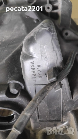 Продавам - оригинален ляв фар за Тойота Рав 4 2020 г. за части, снимка 9 - Части - 51763127