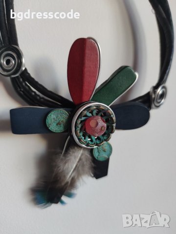 Ефектно колие 🌸, снимка 3 - Колиета, медальони, синджири - 39159805