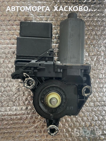 МОТОРЧЕ ЗА СТЪКЛО ЗАДНО ДЯСНО 5M0839402B VW GOLF PLUS, снимка 3 - Части - 50472867