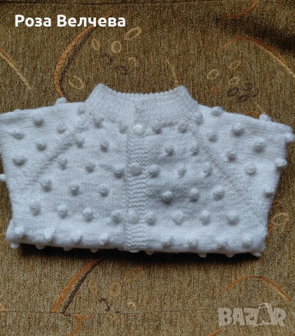 Ръчно плетена детска жилетка, снимка 5 - Детски пуловери и жилетки - 53282284