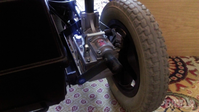 Акумулаторна инвалидна количка Vermeiren ЕКСПРЕС, снимка 9 - Инвалидни колички - 44587567