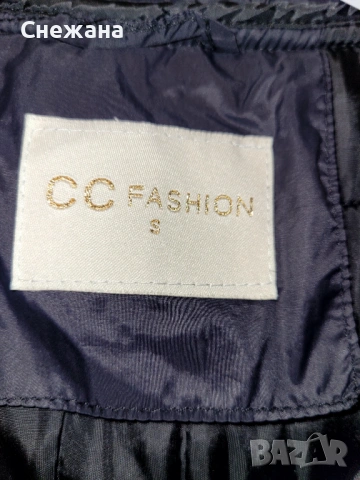 Дамско яке , снимка 2 - Якета - 53316386