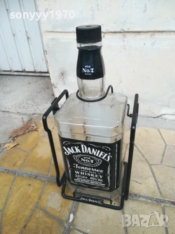 JACK DANIELS 3L-ГОЛЯМО ПРАЗНО ШИШЕ С МЕТАЛНА ЛЮЛКА 1611251811, снимка 9 - Колекции - 52433666