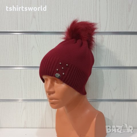 Нова зимна дамска шапка СилвърСтар с камъчета и помпон/пух в цвят бордо, снимка 6 - Шапки - 35501694