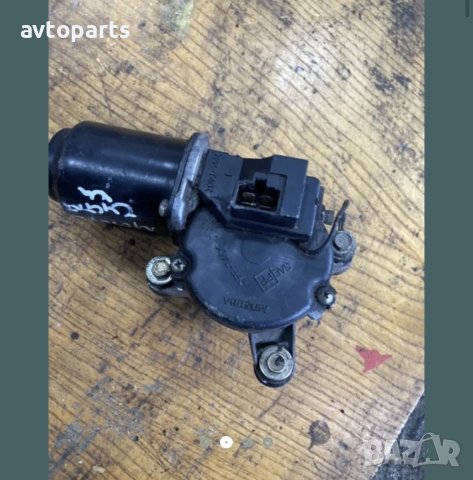 Mazda 323 2000година мотор предни чистачки, снимка 3 - Части - 40460235